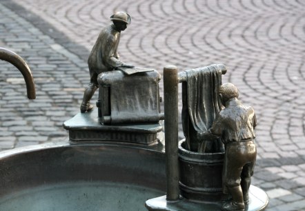 Tuchmacherbrunnen in Monschau Tuchmacherbrunnen in Monschau