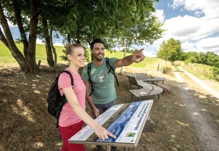 Rast- und Erlebnisplatz am Eifelsteig, © Eifel Tourismus GmbH, Dominik Ketz Rast- und Erlebnisplatz am Eifelsteig, © Eifel Tourismus GmbH, Dominik Ketz