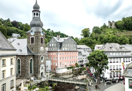Altstadt Monschau mit Rotem Haus, © Eifel-Tourismus GmbH, Dominik Ketz Altstadt Monschau mit Rotem Haus, © Eifel-Tourismus GmbH, Dominik Ketz