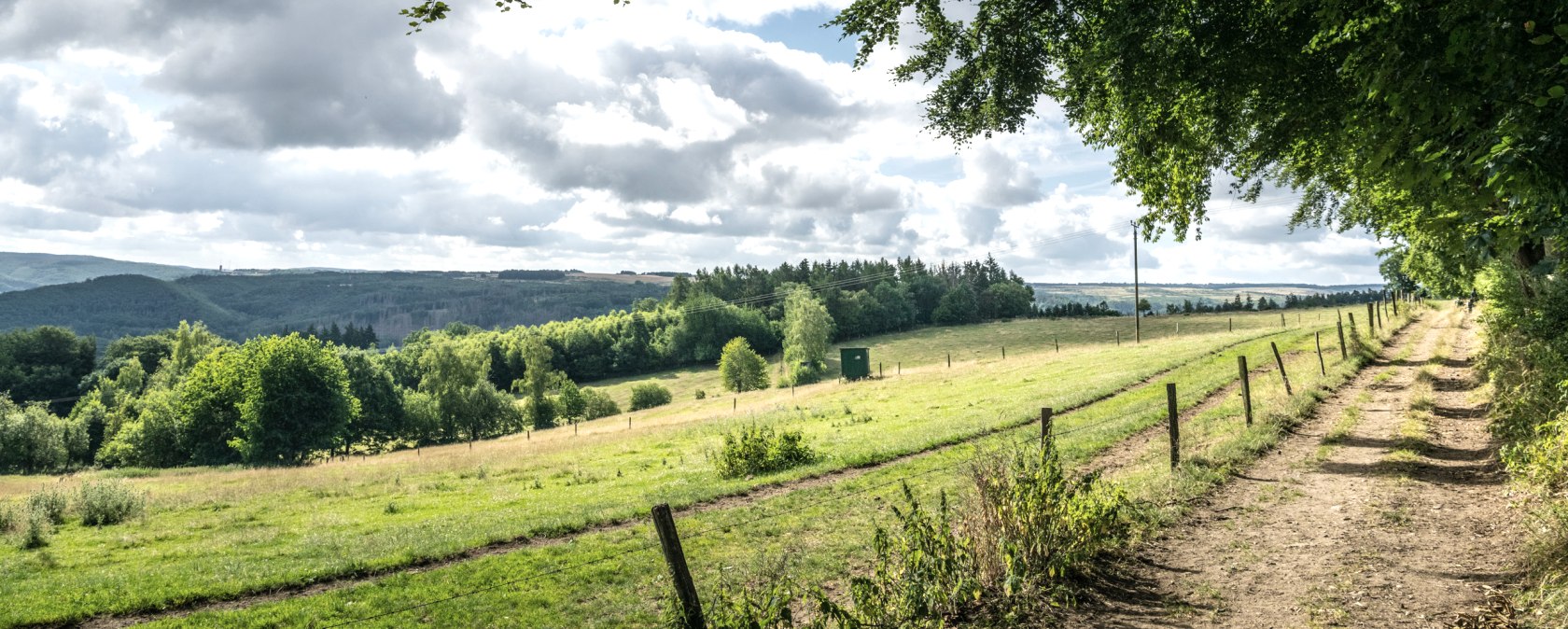 Wandelen Rursee-Höhenweg, © Eifel Tourismus GmbH, Dominik Ketz