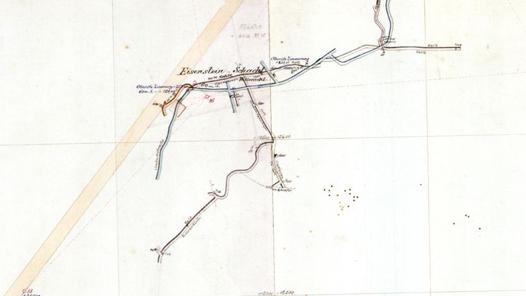 Une carte historique avec des routes et des chemins. Elle montre la région autour d'un lieu avec des détails sur les routes environnantes.