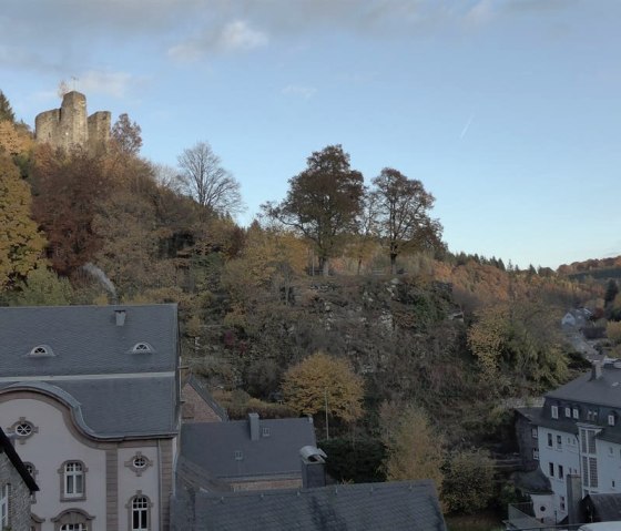 View, Half moon