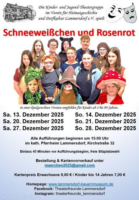 Ein Plakat für das Theaterstück "Schneeweißchen und Rosenrot" mit einer Gruppe von Darstellern in farbenfrohen Kostümen. Die Aufführungen finden im Dezember 2025 in Lammsdorf statt.