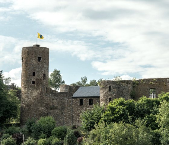 Burg Reuland an der Radroute Vennbahn, © vennbahn.eu